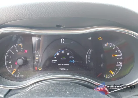 2015 Jeep Grand Cherokee Limited z USA, uszkodzony, nr VIN 1C4RJFBGXFC733729